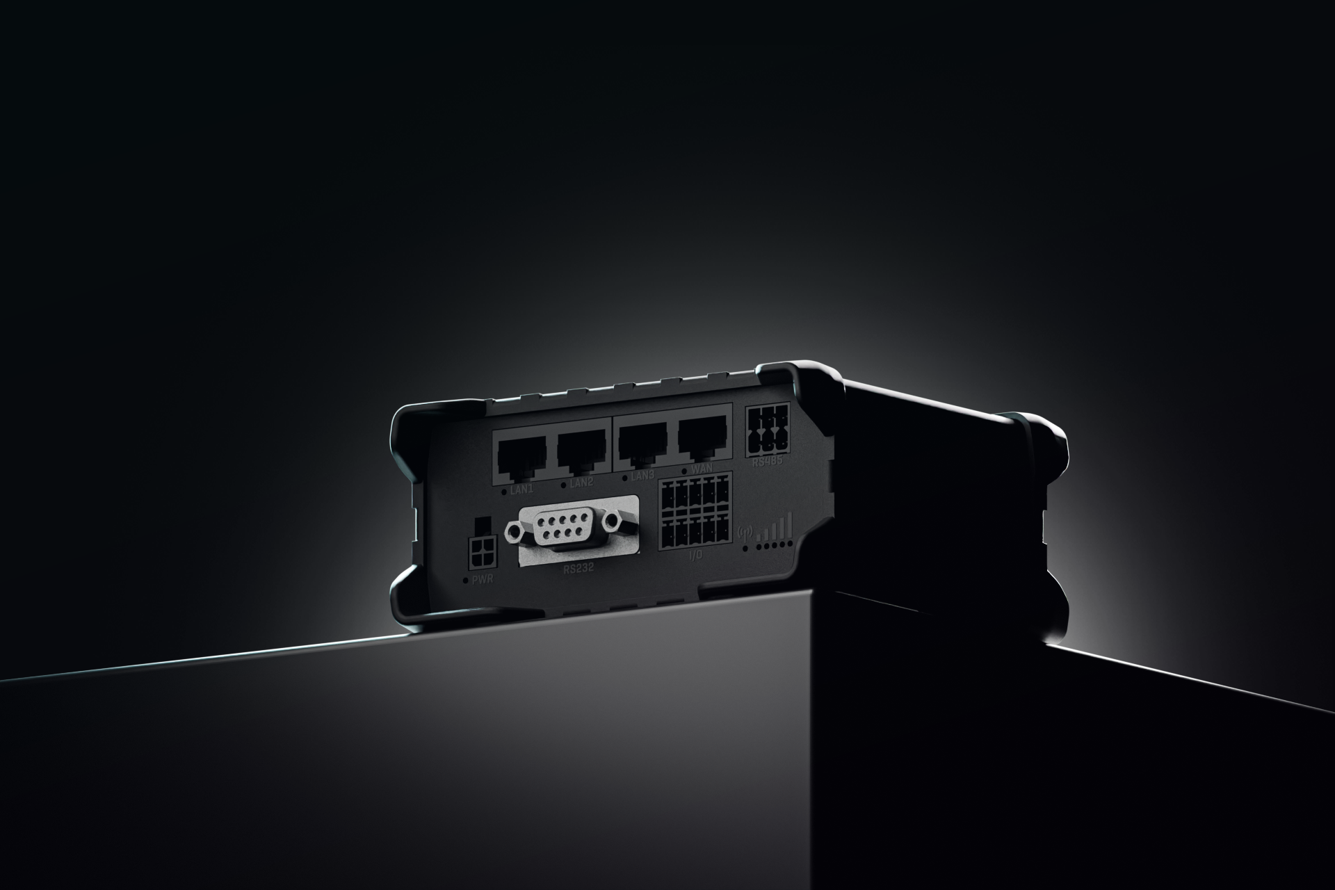 Hệ thống cổng giao tiếp của Router Công Nghiệp RUT956