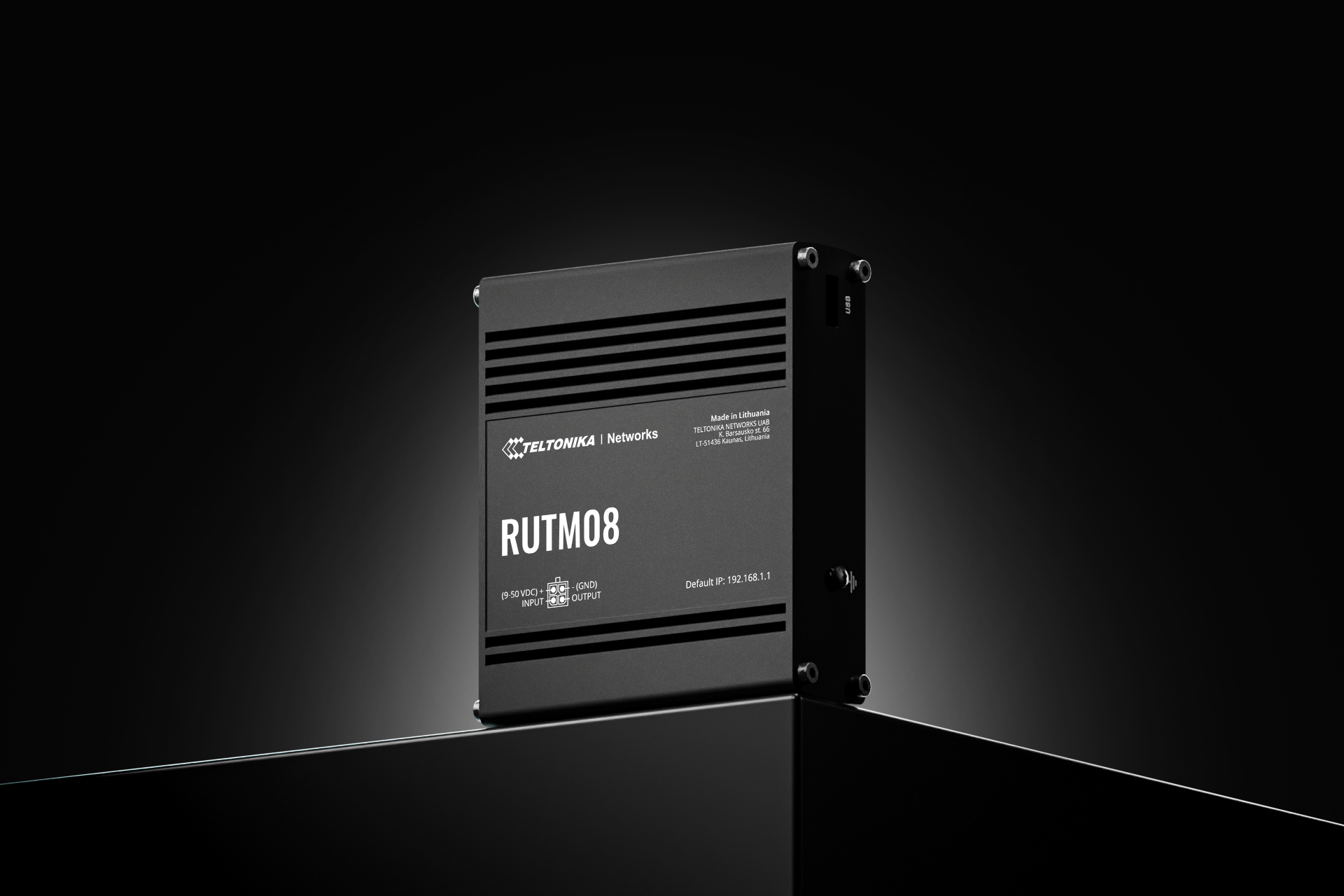 Router Công Nghiệp RUTM08 với 4 cổng Gigabit tốc độ cao