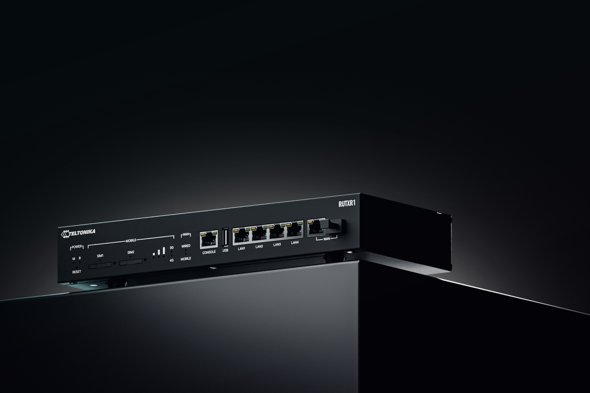 Cổng SFP quang và hệ thống Gigabit trên Router Công Nghiệp RUTXR1