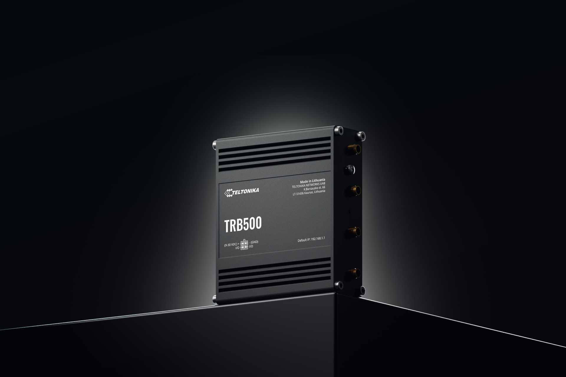 Thiết kế Router Công Nghiệp Teltonika TRB500 nhỏ gọn tối ưu cho tủ điện công nghiệp